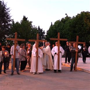 In migliaia al Santuario per le reliquie di Santa Bernadette da Loudres 