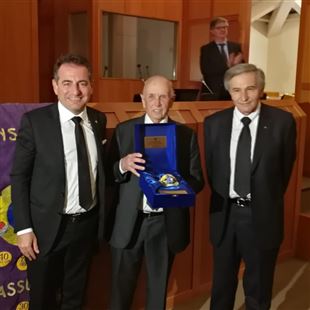 Consegnato a Giuliano Mussini il premio "Un fiore dall'argilla 2019"