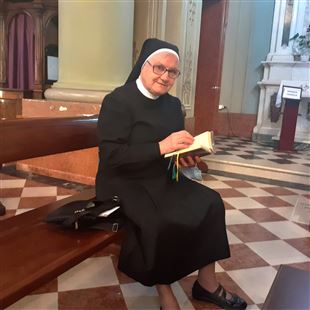 Suor Maria Lucilla saluta Fiorano dopo 18 anni al servizio della comunità