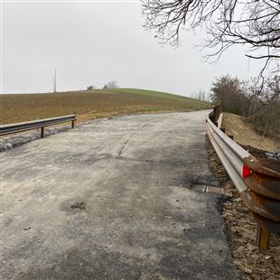 Via Nuova del Gazzolo riapre al traffico: strada sistemata dopo la frana