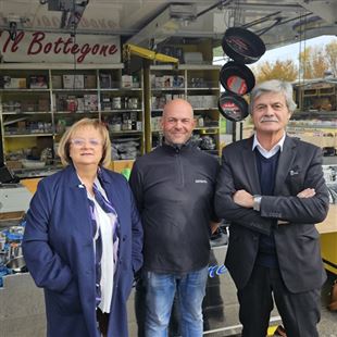 L'amministrazione comunale in visita alle attività più longeve del territorio