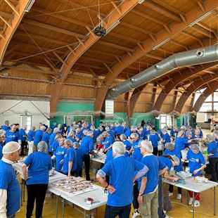 Rotary e Rise Against Hunger confezionano oltre 32 mila pasti per i bambini dello Zimbabwe
